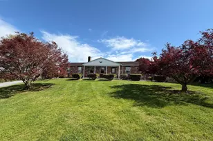 88 Davis Bridge Rd, Bernville, PA 19506 - Photo 2