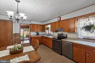 135 S Washington St, Boyertown, PA 19512 - Photo 8