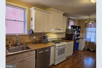 24 S Hull Street, Reading, PA 19608 - Photo 8