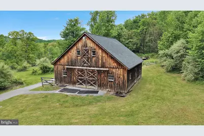 5220 Oley Turnpike Road, Reading, PA 19606 - Photo 6