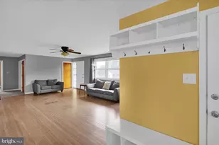 3329 Willow Grove Ave, Reading, PA 19605 - Photo 10