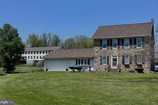 107 Jalappa Rd, Hamburg, PA 19526 - Photo 1