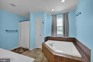 615 W Pine St, Leesport, PA 19533 - Photo 28