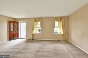 601 Maplewood Dr, Douglassville, PA 19518 - Photo 6