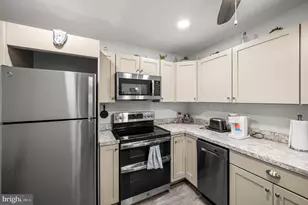 125 N 4th St, Bally, PA 19503 - Photo 12