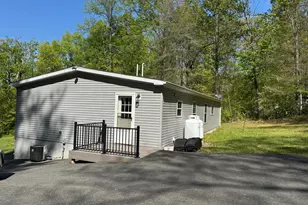 57 Woodside Dr, Boyertown, PA 19512 - Photo 2
