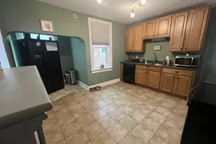 311 W High St, Womelsdorf, PA 19567 - Photo 4