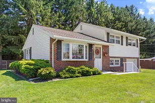 334 Ernst Rd, Reading, PA 19601 - Photo 2