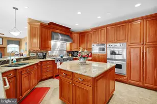 212 Hillview Cir, Leesport, PA 19533 - Photo 32