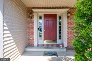 307 Diane Ave, Reading, PA 19608 - Photo 4