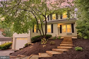 996 Rill Rd, Reading, PA 19606 - Photo 1