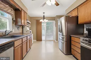 996 Rill Rd, Reading, PA 19606 - Photo 16