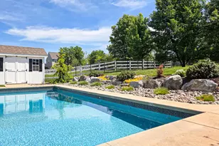 24 Sovereign Dr, Douglassville, PA 19518 - Photo 36