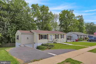 111 Aspen Ave, Reading, PA 19608 - Photo 2