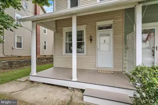 36 S Miller St, Reading, PA 19607 - Photo 4