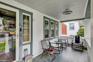 27 W 33rd St, Reading, PA 19606 - Photo 4