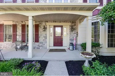 33 Sweetwater Lane, Wernersville, PA 19565 - Photo 4