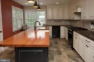 1337 Girard Ave, Wyomissing, PA 19610 - Photo 26