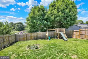925 Hearthstone Ln, Reading, PA 19608 - Photo 38