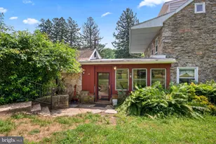 564 Blandon Rd, Fleetwood, PA 19522 - Photo 2