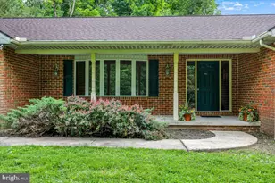 283 Witmer, Mohnton, PA 19540 - Photo 2