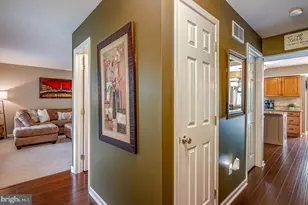 105 Kettle Ln, Douglassville, PA 19518 - Photo 4