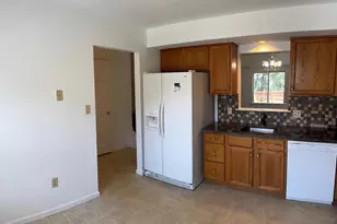 1288 Fredrick Blvd, Reading, PA 19605 - Photo 8