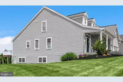 425 Westbury Drive, Reading, PA 19610 - Photo 2