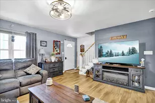 405 S Sandy Ln, Reading, PA 19608 - Photo 8
