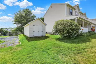 347 Rosecliff Dr, Douglassville, PA 19518 - Photo 36