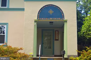 1329 Garfield Ave, Reading, PA 19610 - Photo 2