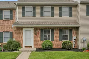 1063 Fredrick Blvd, Reading, PA 19605 - Photo 4