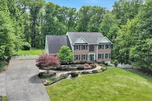 224 Pine Cir, Birdsboro, PA 19508 - Photo 2