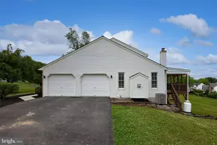 122 Beacon Hill Rd, Temple, PA 19560 - Photo 68