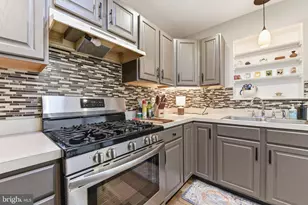 7 Esther Ln, Shoemakersville, PA 19555 - Photo 4
