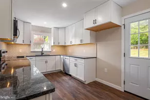 921 Shelbourne Rd, Reading, PA 19606 - Photo 8