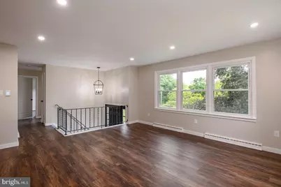 921 Shelbourne Road, Reading, PA 19606 - Photo 6