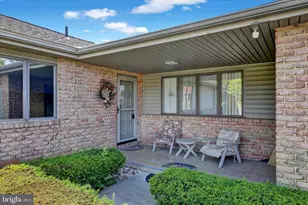 1620 Commonwealth Blvd, Reading, PA 19607 - Photo 4