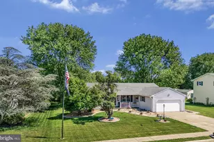 527 Hamsher Ave, Topton, PA 19562 - Photo 2