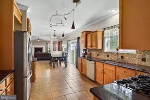 15 Sawgrass Dr, Reading, PA 19606 - Photo 20