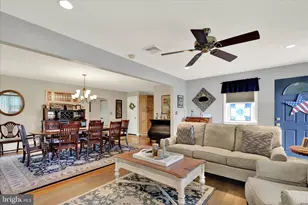 41 W College Ave, Wernersville, PA 19565 - Photo 12
