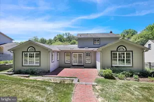 313 Parkview Rd, Reading, PA 19606 - Photo 38