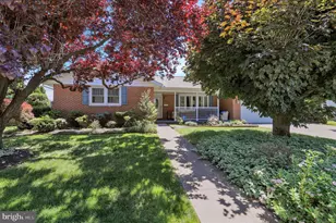 1505 Cromwell Dr, Wyomissing, PA 19610 - Photo 2