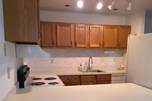 8 Olympic Dr, Reading, PA 19607 - Photo 8
