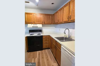 8 Olympic Drive, Reading, PA 19607 - Photo 10