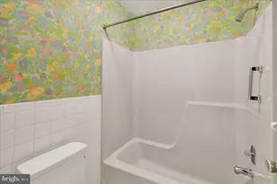 8 Olympic Dr, Reading, PA 19607 - Photo 10