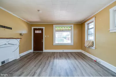 645 Lancaster Avenue, Reading, PA 19611 - Photo 8