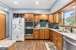 46 Popodickon Dr, Boyertown, PA 19512 - Photo 6