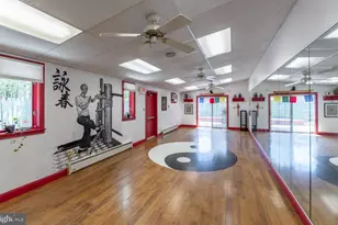 2212 Perkiomen Ave, Reading, PA 19606 - Photo 16