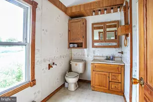 886 Pleasant Hill Rd, Fleetwood, PA 19522 - Photo 14